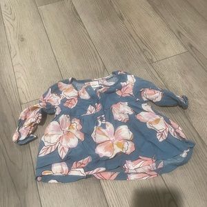 Old navy blouse toddler size 12 months